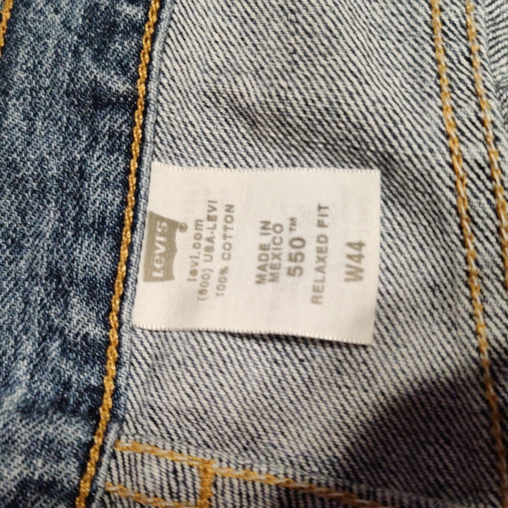 Levi's 550 relaxed Fit Shorts Sz 44 - Picture 6 of 6